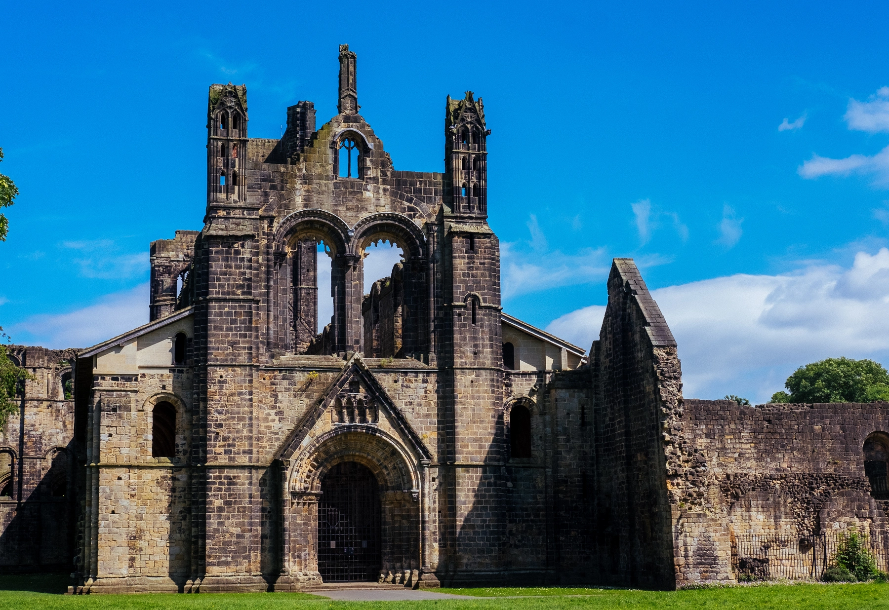 Kirkstall Abbey photography